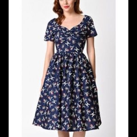 EUC UNIQUE VINTAGE PIRATE SWING DRESS - Picture 3 of 3